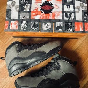Air Jordan 10 Men's Gray and Black Sneakers